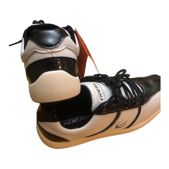GoBe Unisex Black and White Golf Shoes! - Picture 3 of 5